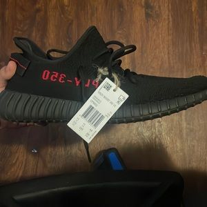 Yeezy boost 350 v2 bred for sale price is negotiable feel free to ask questions